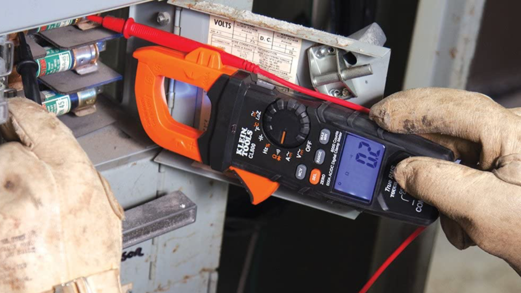 Best Clamp Meter in 2024 accurate, reliable and designed for everyday